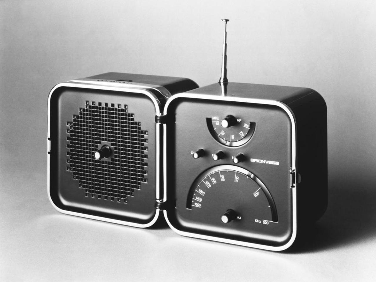 TS 502 Radio Brionvega by Richard Sapper